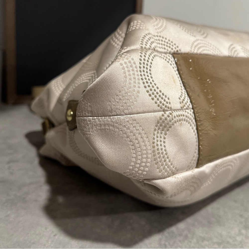 Coach Ashley Handbag B1226-F20049! GUC! - Picture 6 of 11